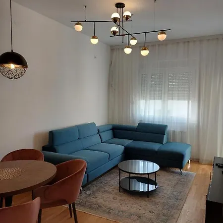Apartman Kej Danube Lux Free Garage Újvidék