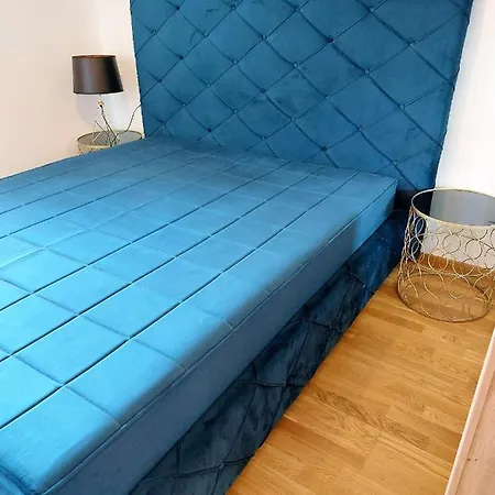 Apartman Kej Danube Lux Free Garage Újvidék
